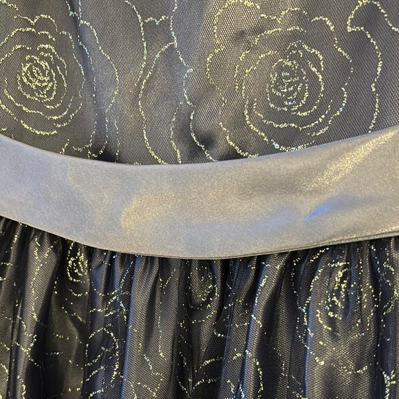 Elegant Blue Kids Dress - Picture 4 of 6